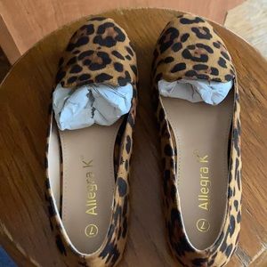 New Size 7 Allegra K Leopard Flats